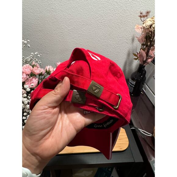 Taylormade R7 golf hat‎ red - 2 hats - Picture 1 of 4